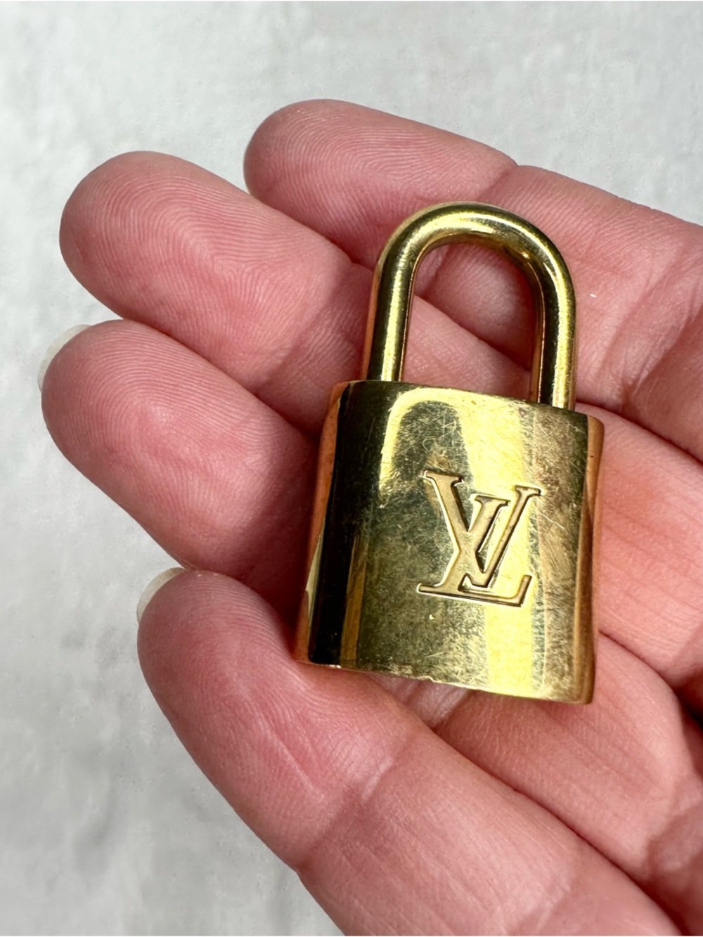 *LOUIS VUITTON* LV Monogram Lock & Key #310 - Picture 4 of 6